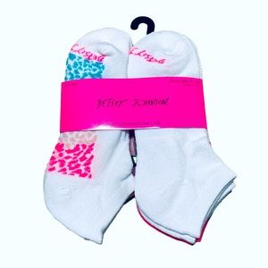 BETSEY JOHNSON Womens 8 Pair Pack Low Cut Half Cushioned Socks Fits Shoe 5-10